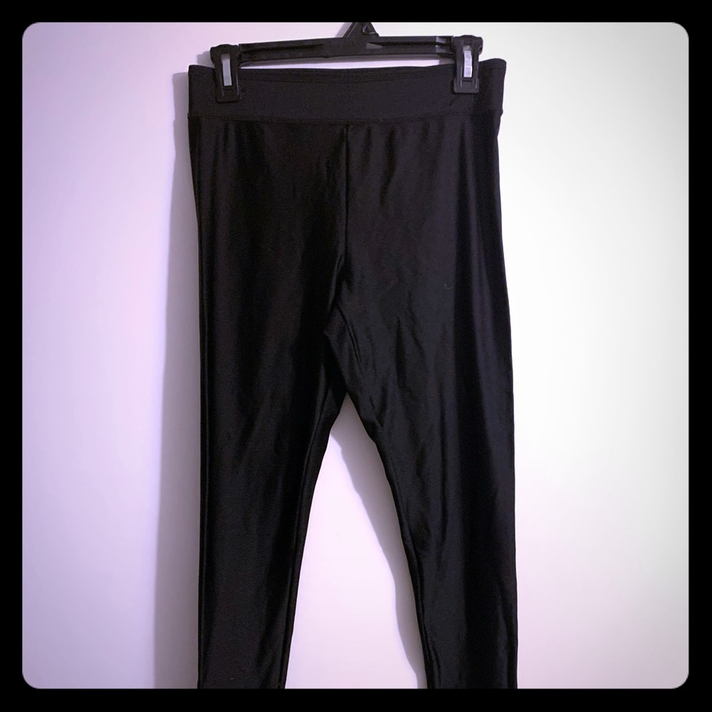 Black leggings (shinny)